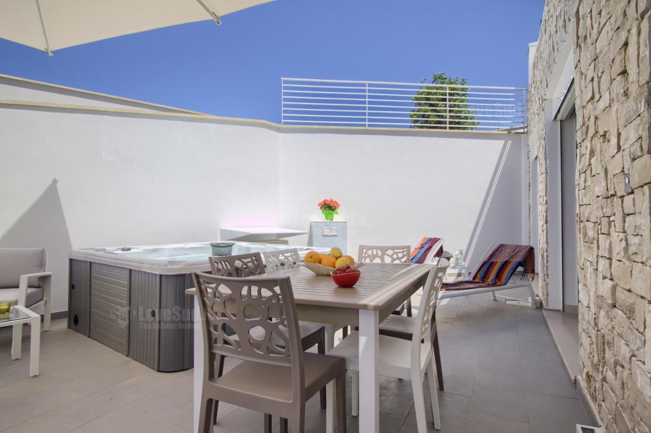Santa Maria di Leuca Jacuzzi Holiday Homes By Lovesud מראה חיצוני תמונה